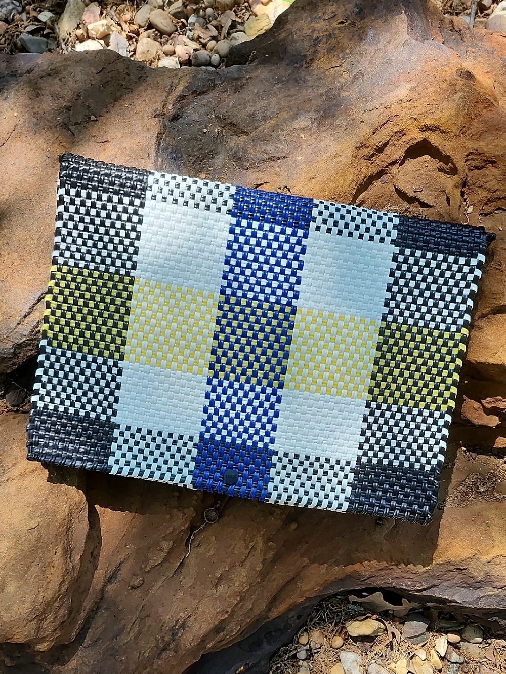 TRUSS NEW YORK WOVEN LARGE CLUTCH